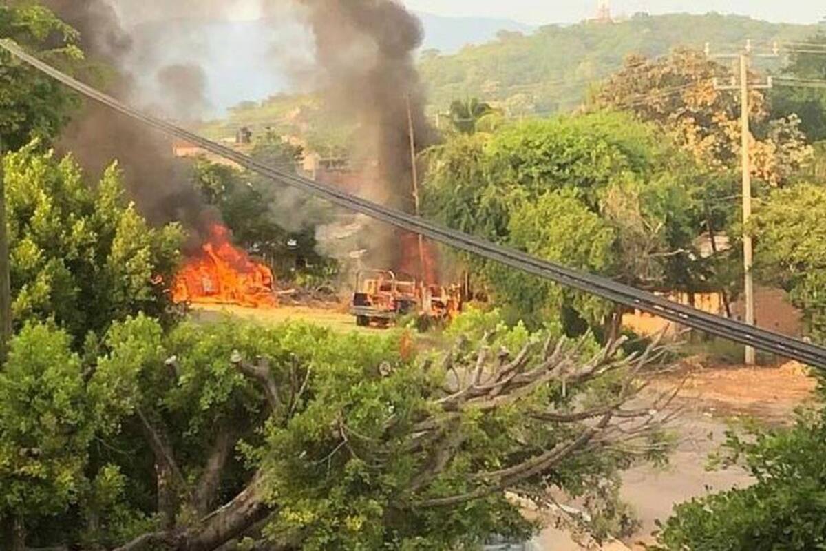 Señala Fiscalía de Michoacán que 30 personas emboscaron a policías
