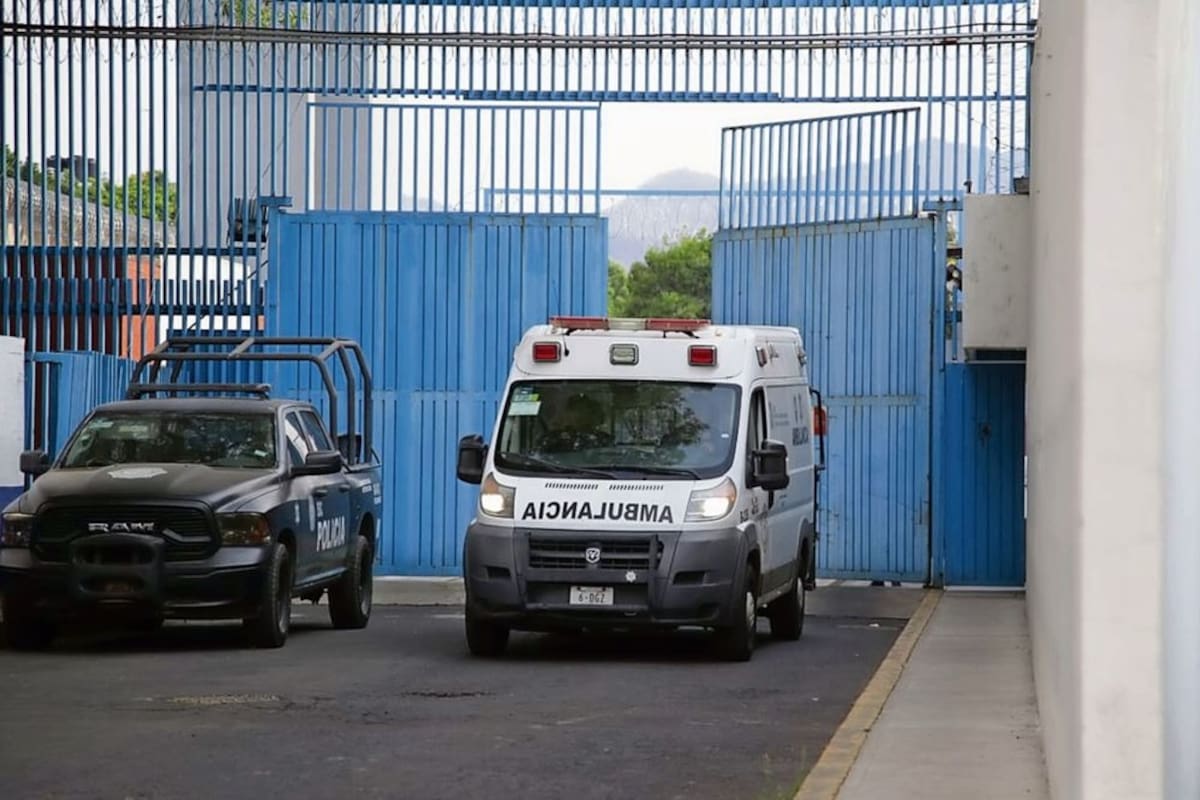 GN traslada a Murillo Karam para que continúe su proceso en arresto domiciliario