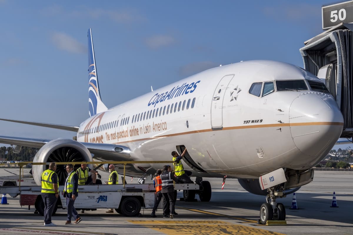 Aeropuerto de San Diego cuenta con nueva ruta a Panamá