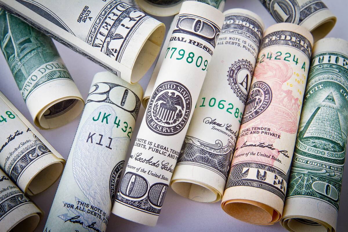 Dólar repunta 54 centavos y se vende en 24.63 pesos