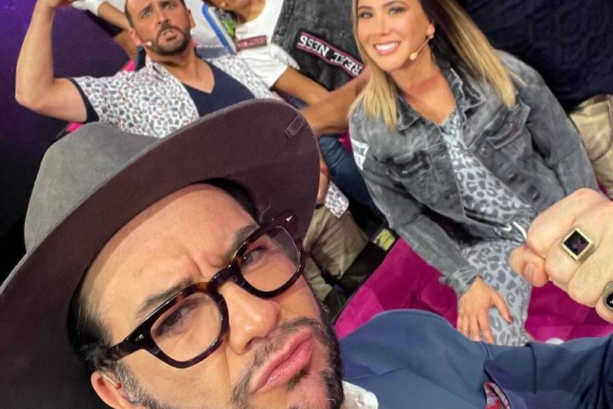 Faisy rompe en llanto al enterarse que será reemplazado en "Me caigo de risa"