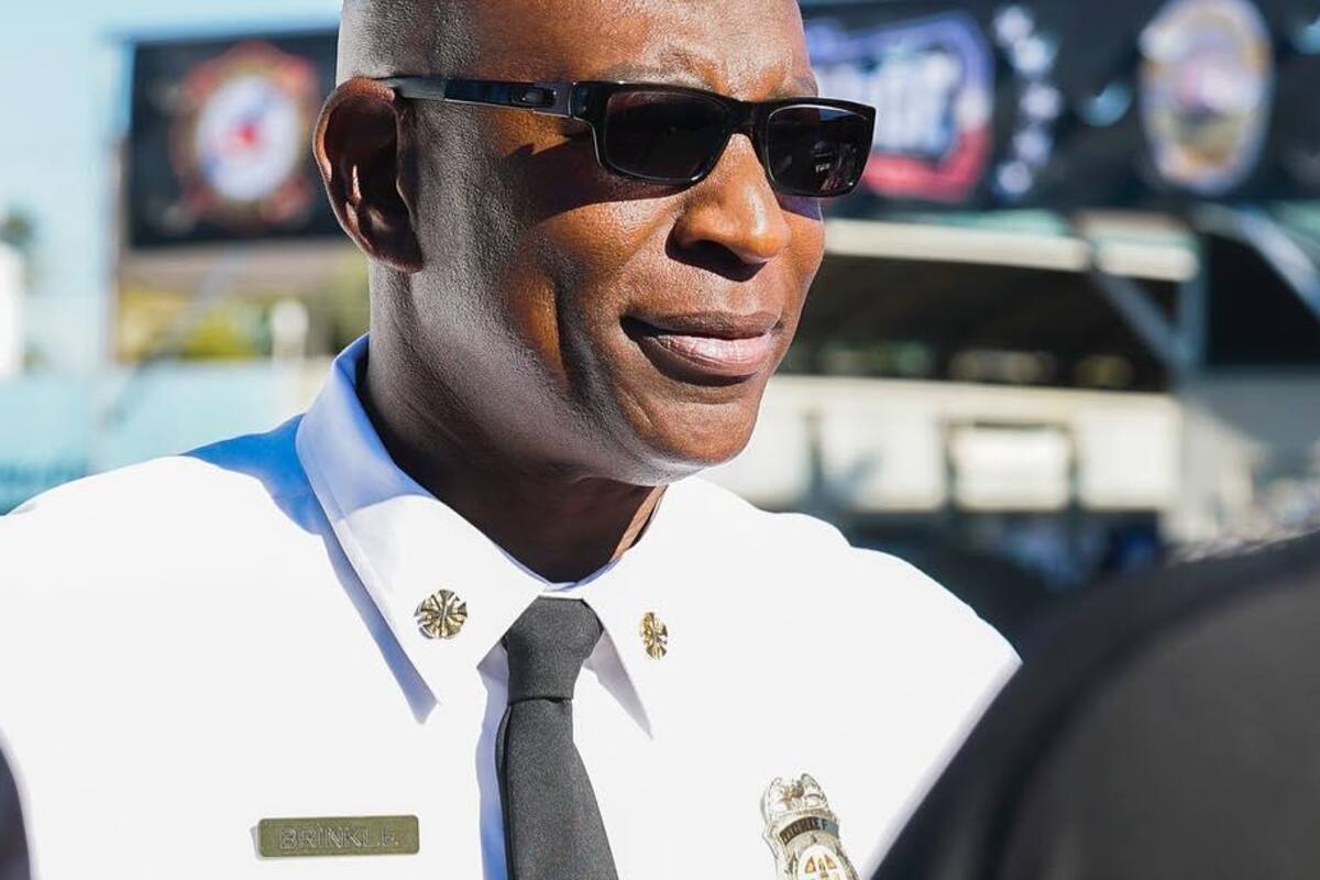 Erick Dickerson, exjugador estrella de Rams, lanza duras criticas contra el nuevo uniforme del equipo