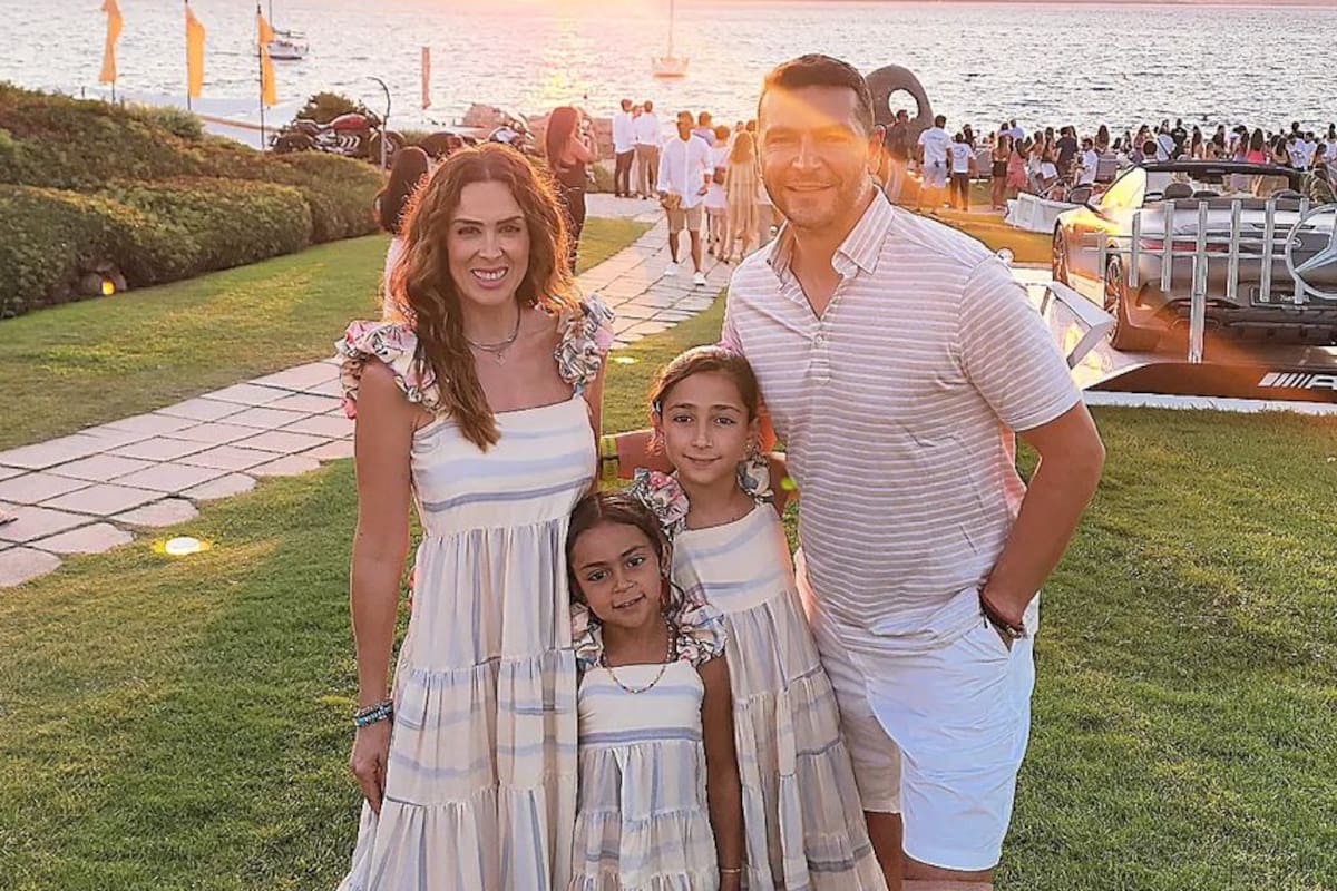 Esposo de Jacky Bracamontes presume vacaciones en Nueva York