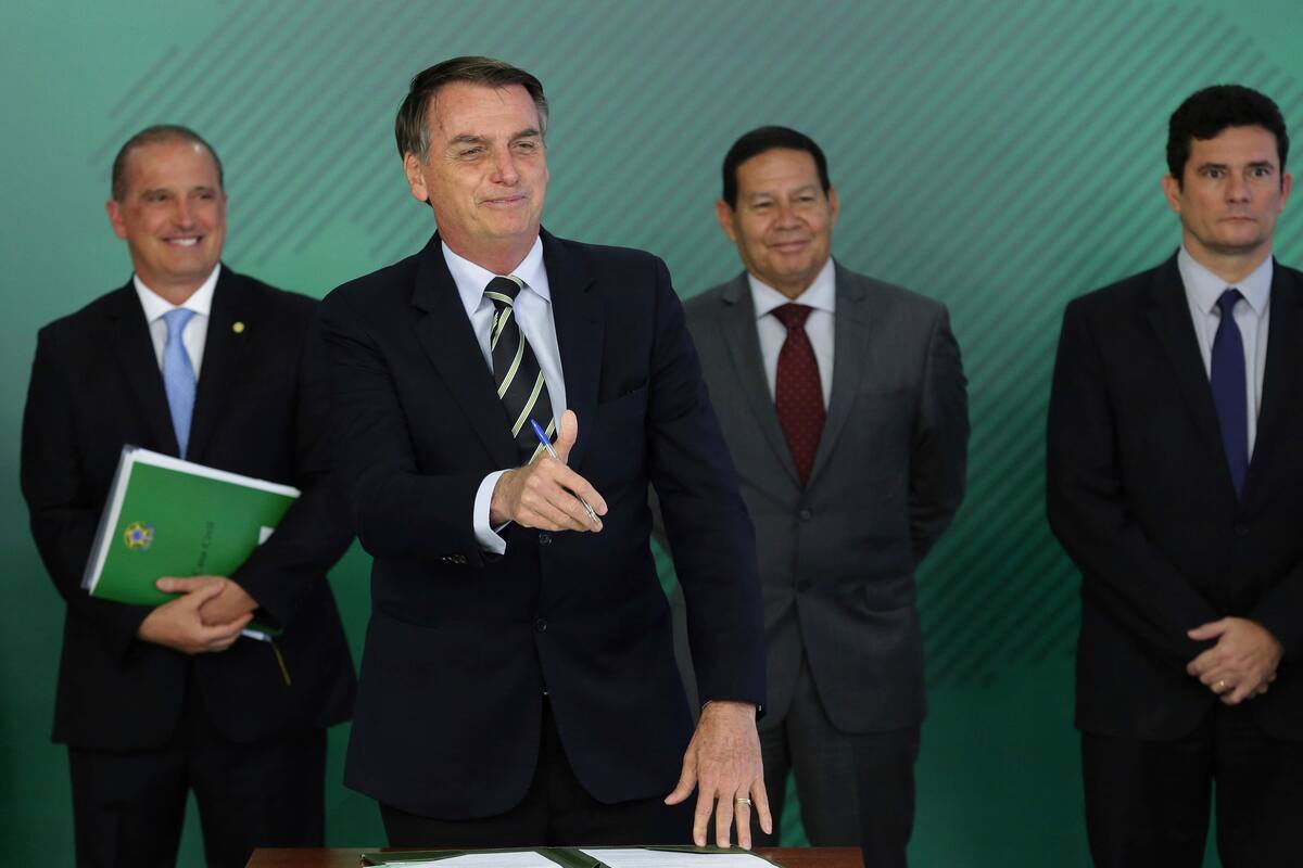 Bolsonaro exige "castigo severo" para militar detenido con cocaína