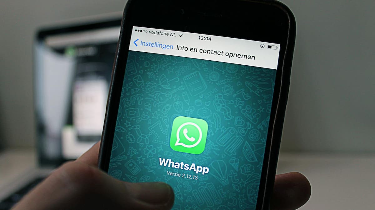 Qué pasa si eliminas el caché de WhatsApp: así puedes liberar almacenamiento, reducir fallas y evitar que la app se vuelva lenta con el uso diario