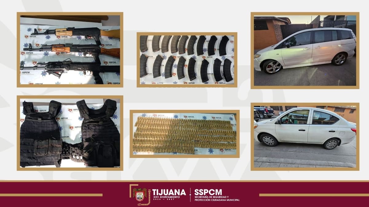Detiene Policía Municipal de Tijuana a cinco personas con tres armas largas, cargadores y chalecos antibalas. Foto: Cortesía
