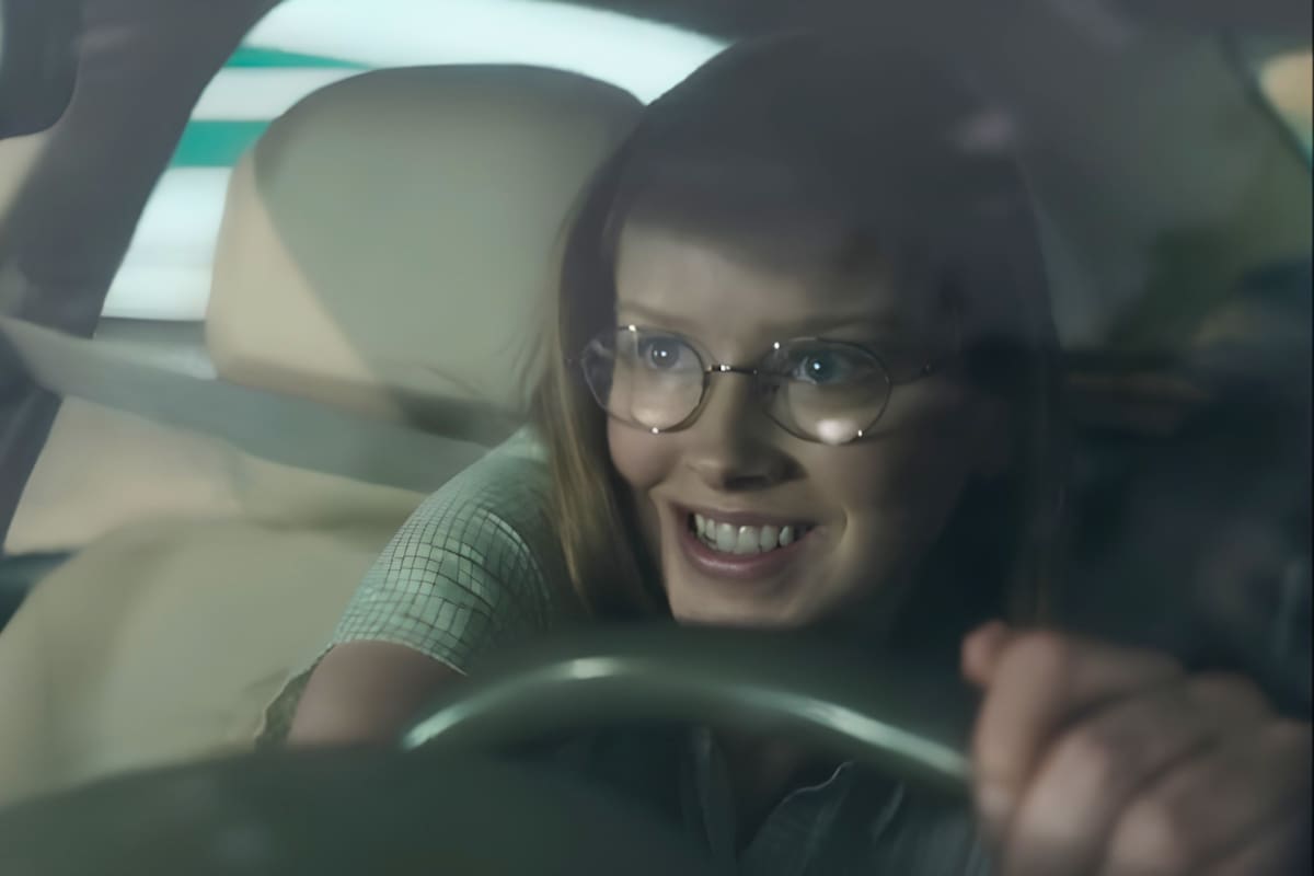 “From” temporada 4 arranca con giro oscuro: “The Girl Nextdoor” revela nueva amenaza