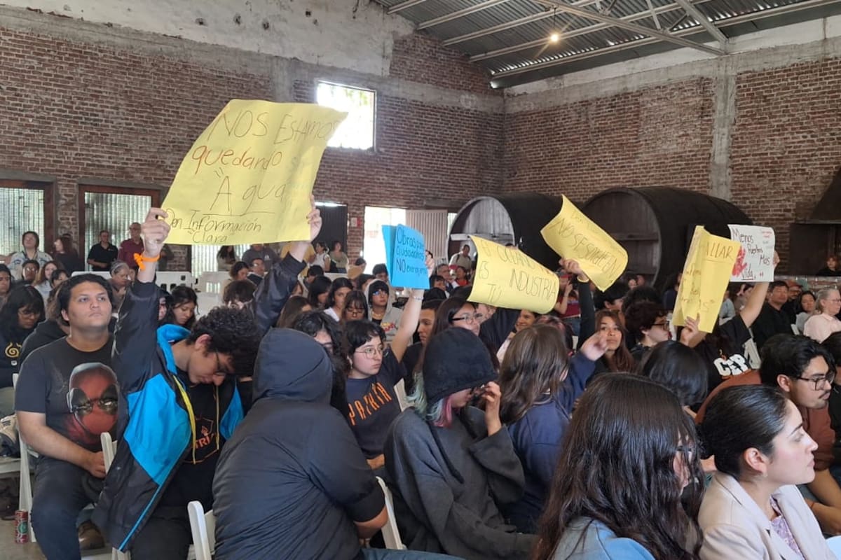 Ciudadanos exhiben omisiones en proyecto de tercer muelle en Ensenada