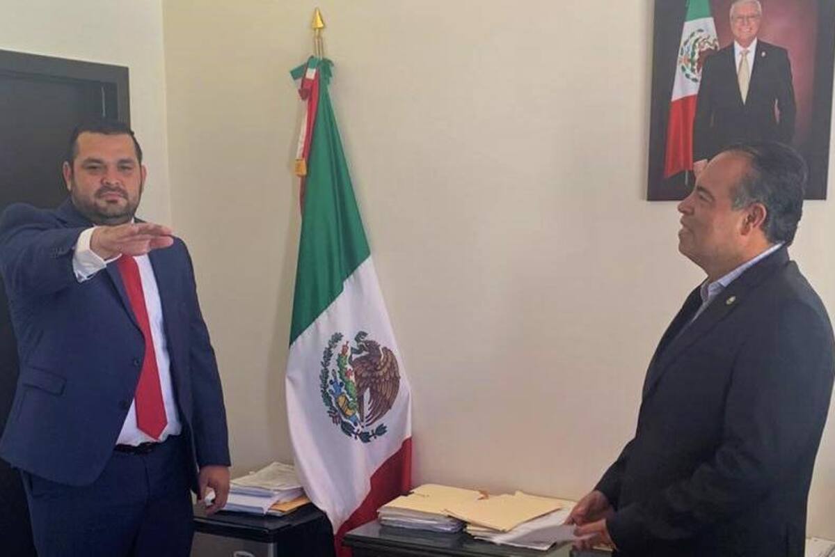 Toman protesta a nuevo oficial mayor del Estado