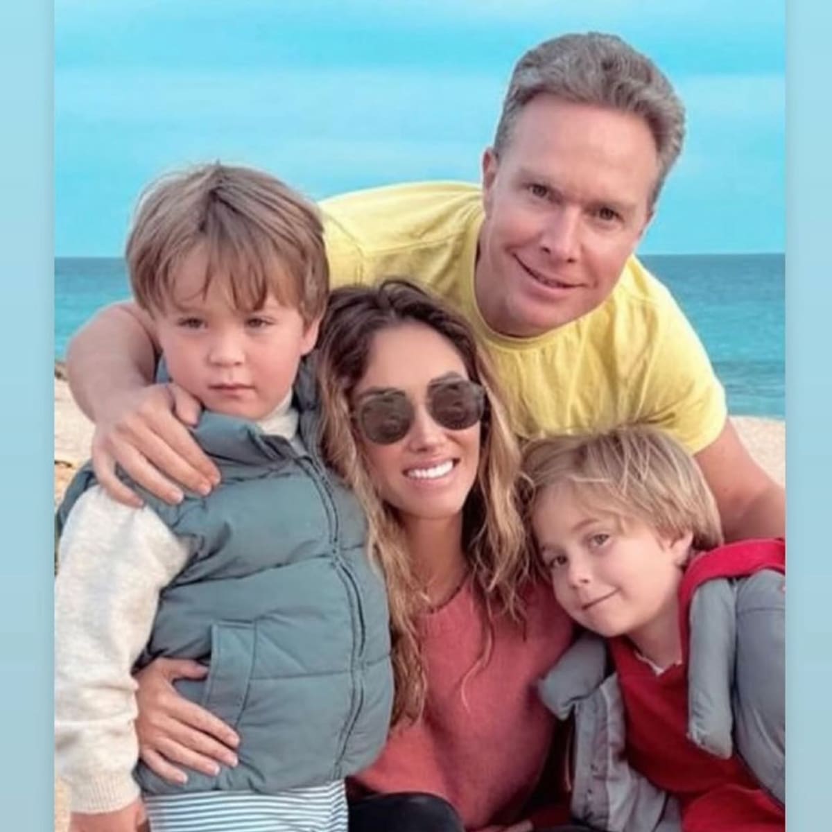 Anahí y Manuel Velasco han formado una familia junto a sus dos hijos Manu y Emiliano.