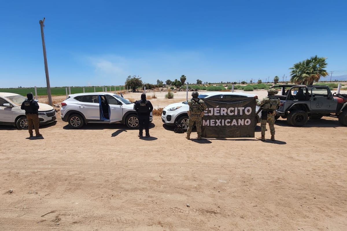 Revientan “narco rancho”; hallan granadas, armas y cinco vehículos robados en operativo contra grupo criminal en el Valle de Mexicali
