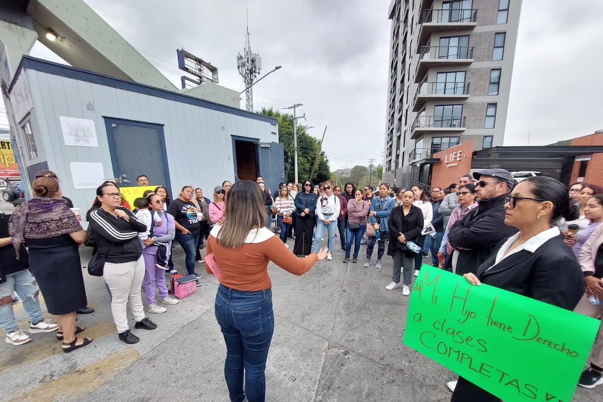 Afecta falta de maestros de educación básica a alumnos en la ‘prepa’