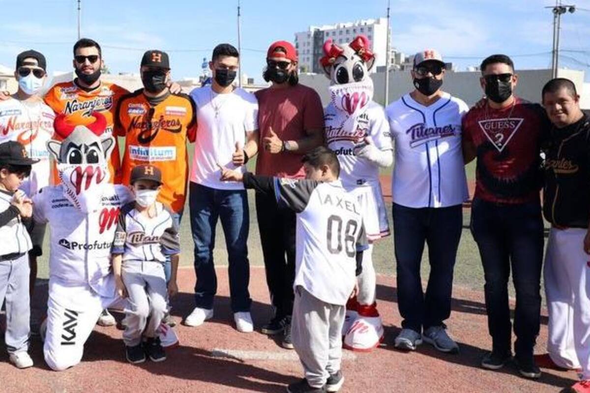 Visitan Naranjeros de Hermosillo a niños de Club Intégrate