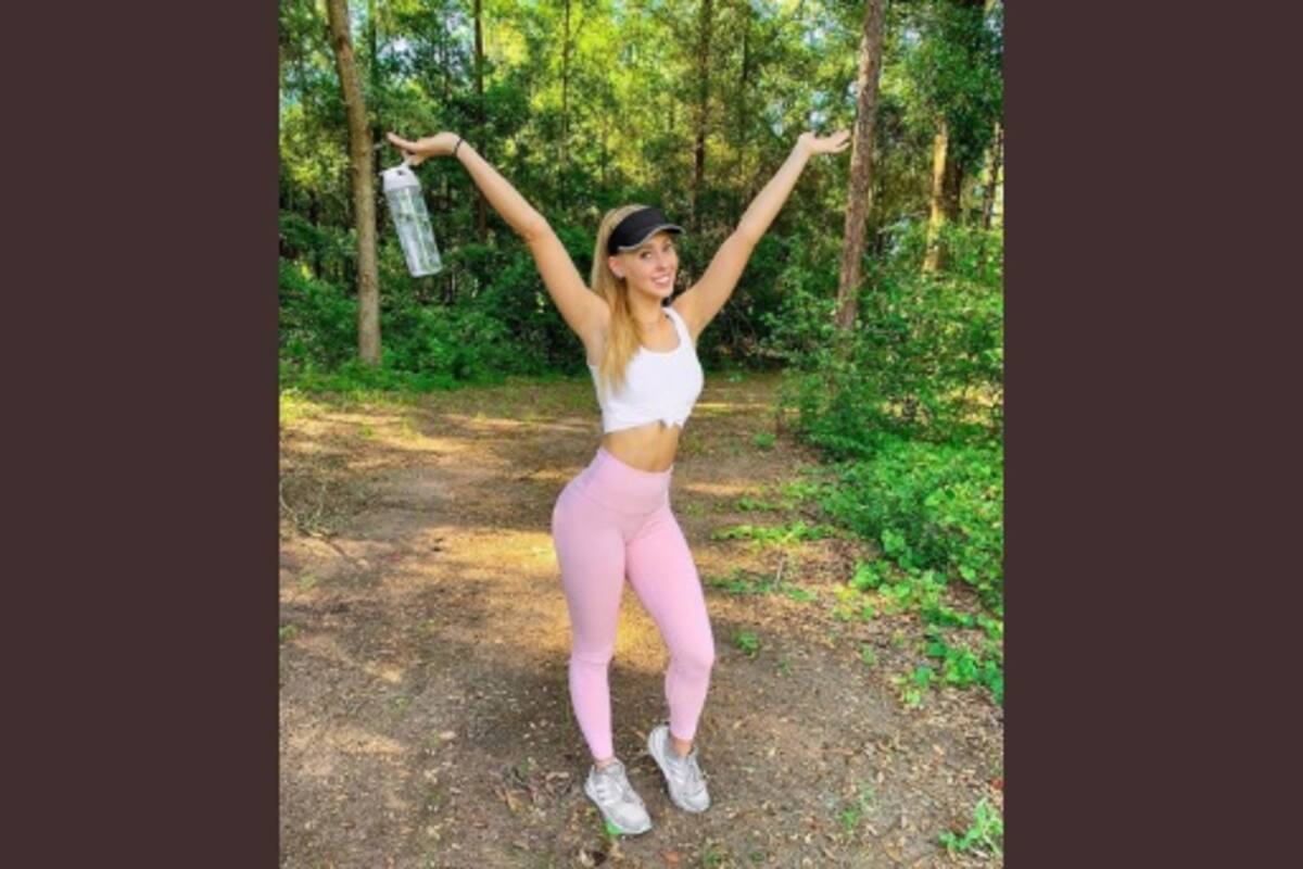 Desenmascara a su hermana influencer, en realidad eran fotos de su patio