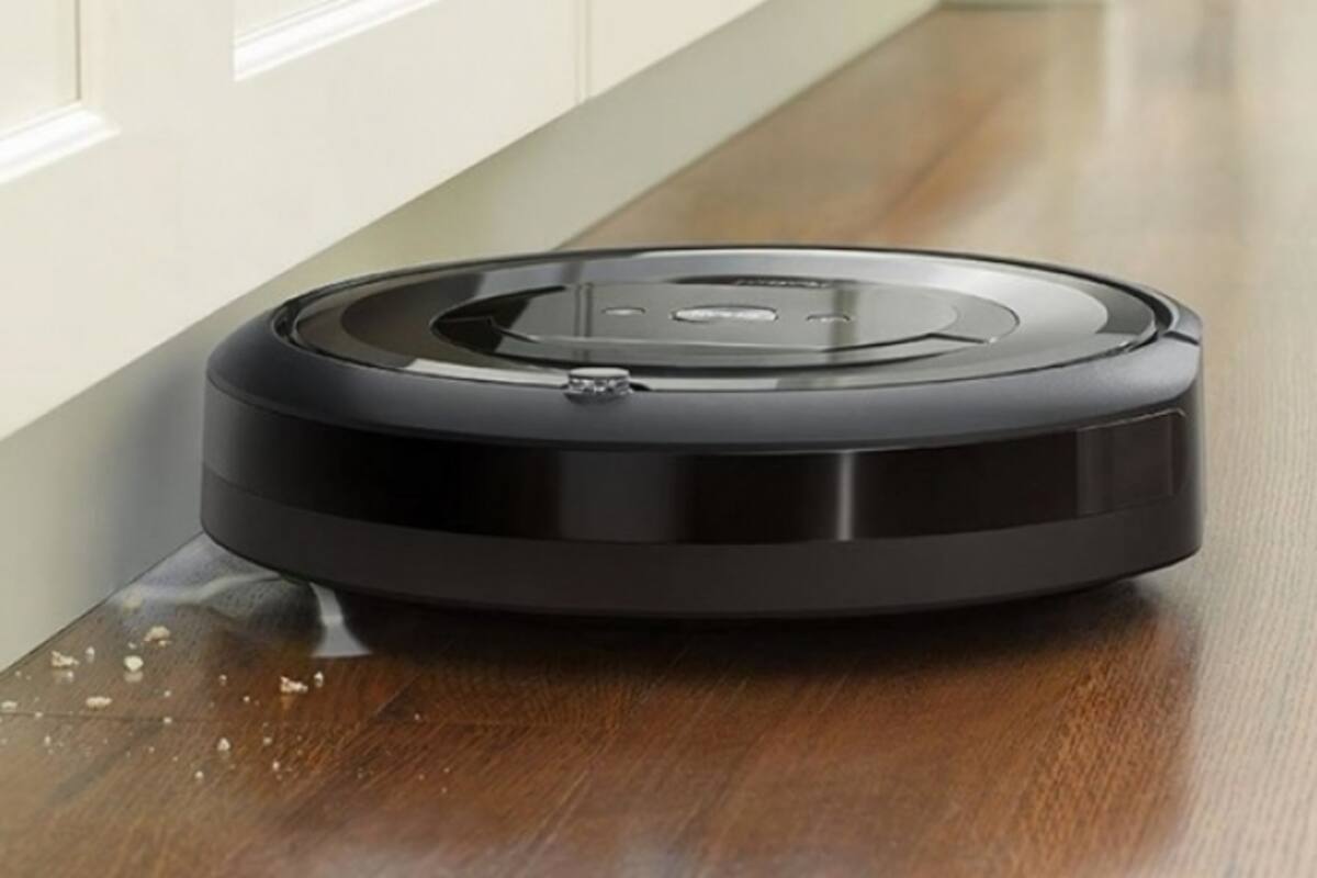 Youtuber modifica aspiradora para que grite maldiciones