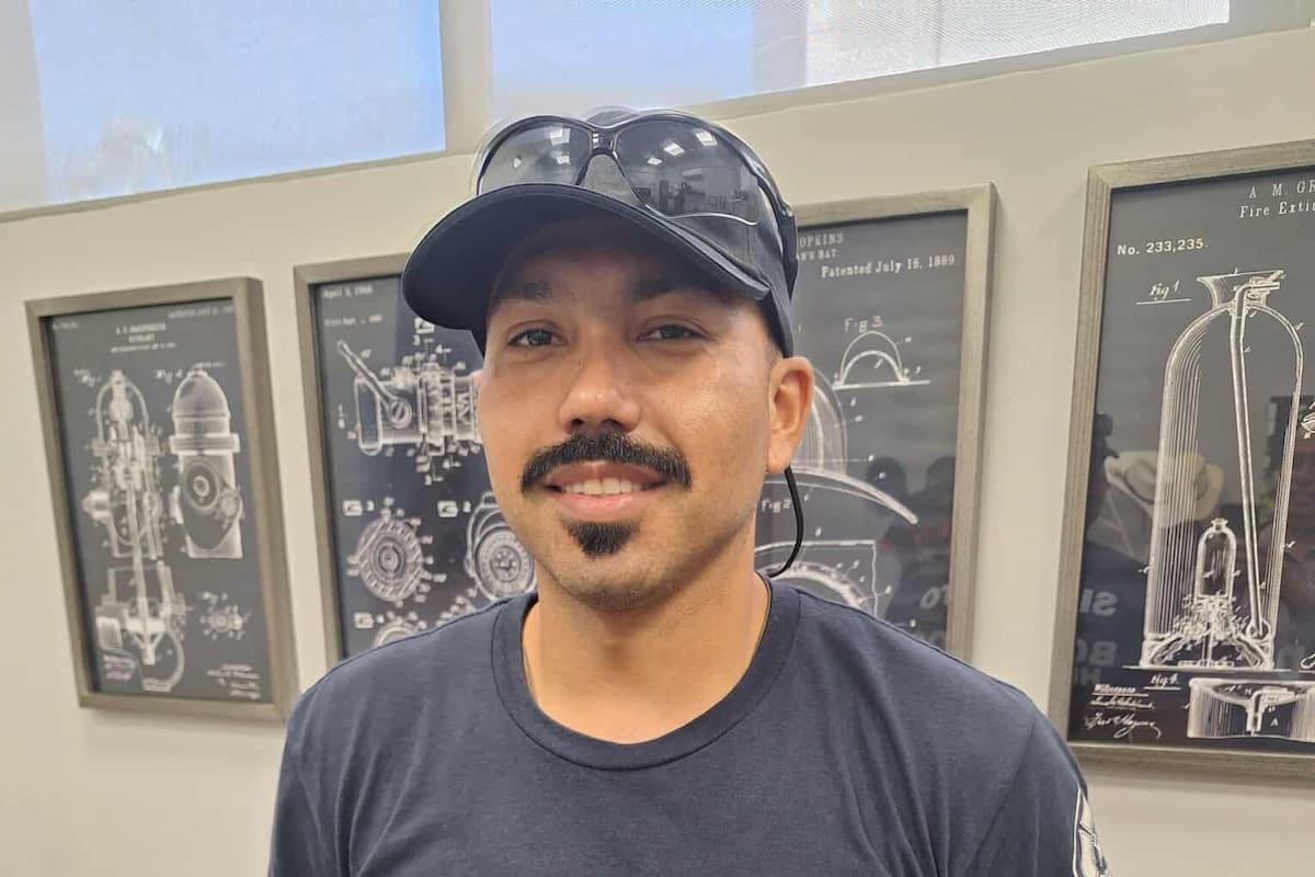 René Peñuñuri se corona campeón en la Carrera por los Bomberos en Hermosillo