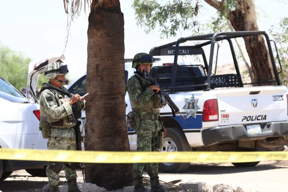 Hallan cadáver en una maleta en la colonia Robledo