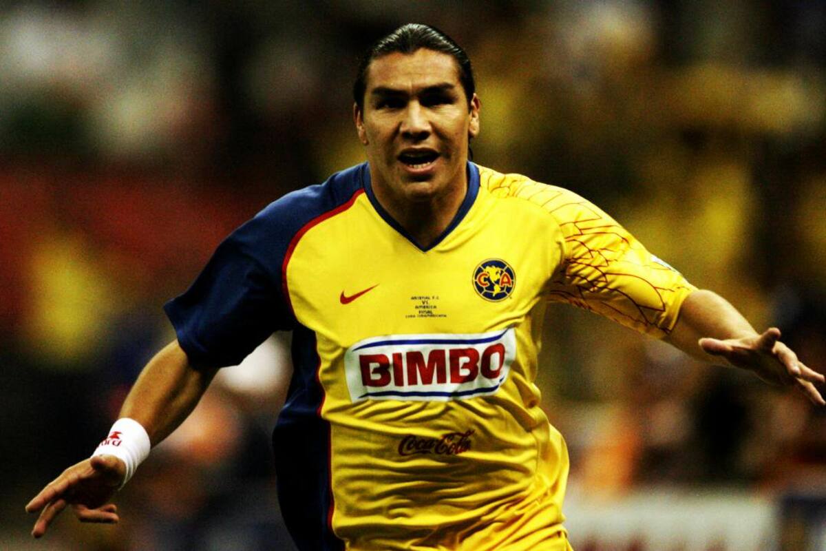 Salvador Cabañas está de vuelta en México