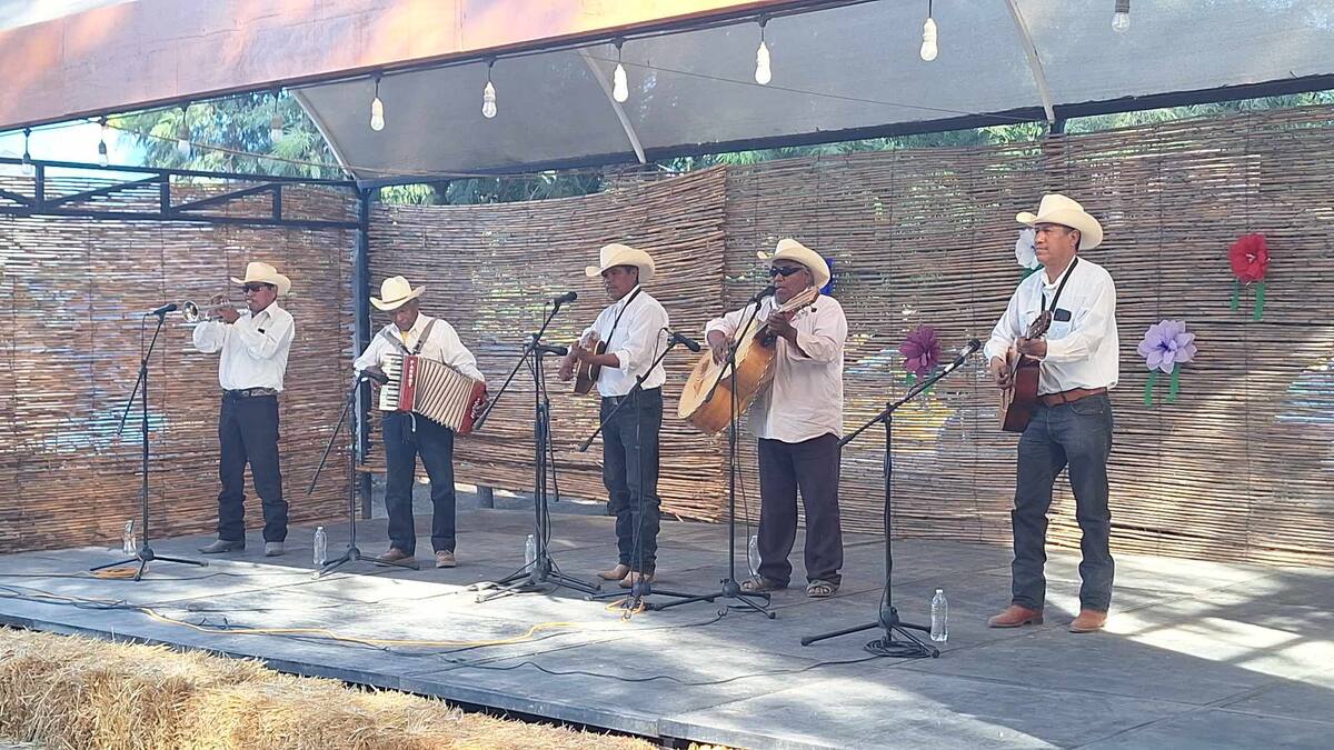 Es el mariachi Río Yaqui ejemplo de que la música tradicional trasciende fronteras