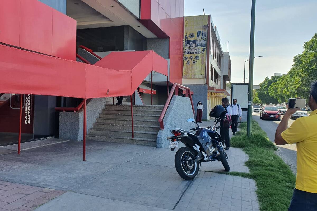 Arrestan a hombre que intentó robar un banco en el Centro de Hermosillo