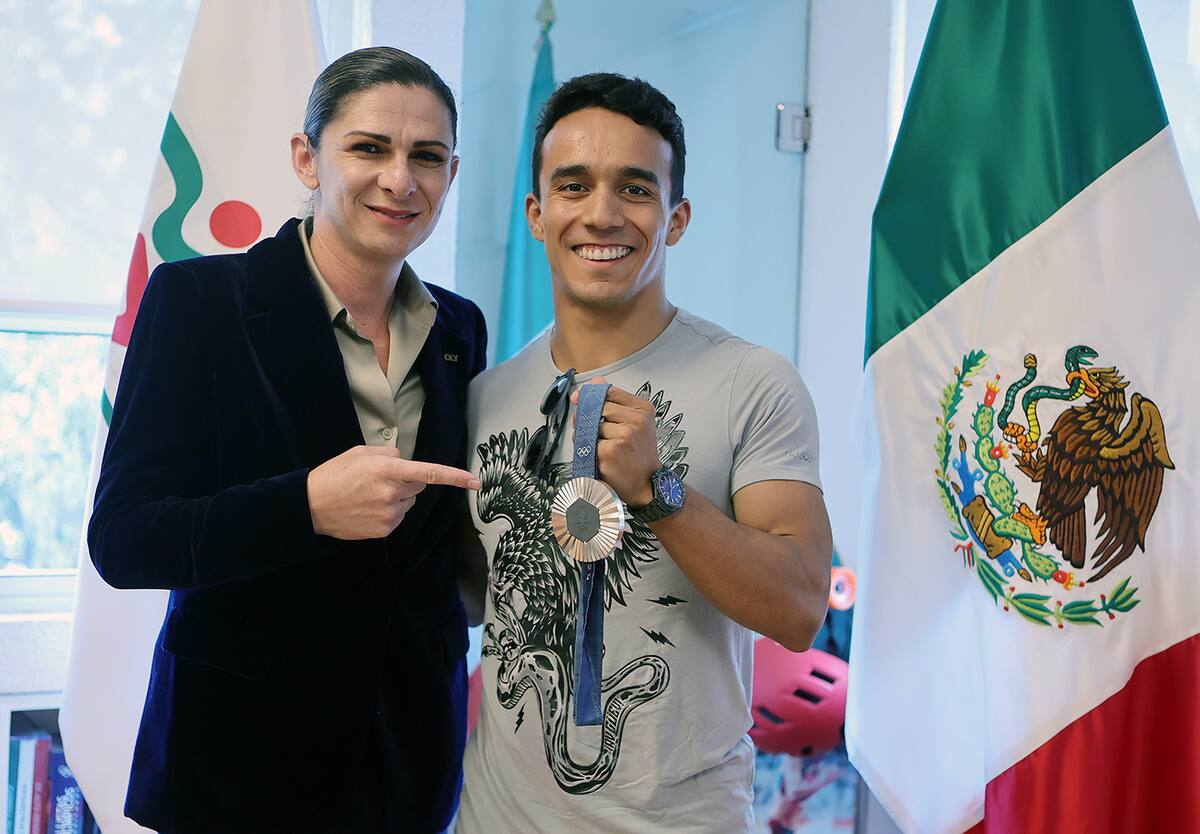 Juan Celaya ganó medalla de plata en sincronizados trampolín 3 metros junto a Osmar Olvera. / Foto: Conade.