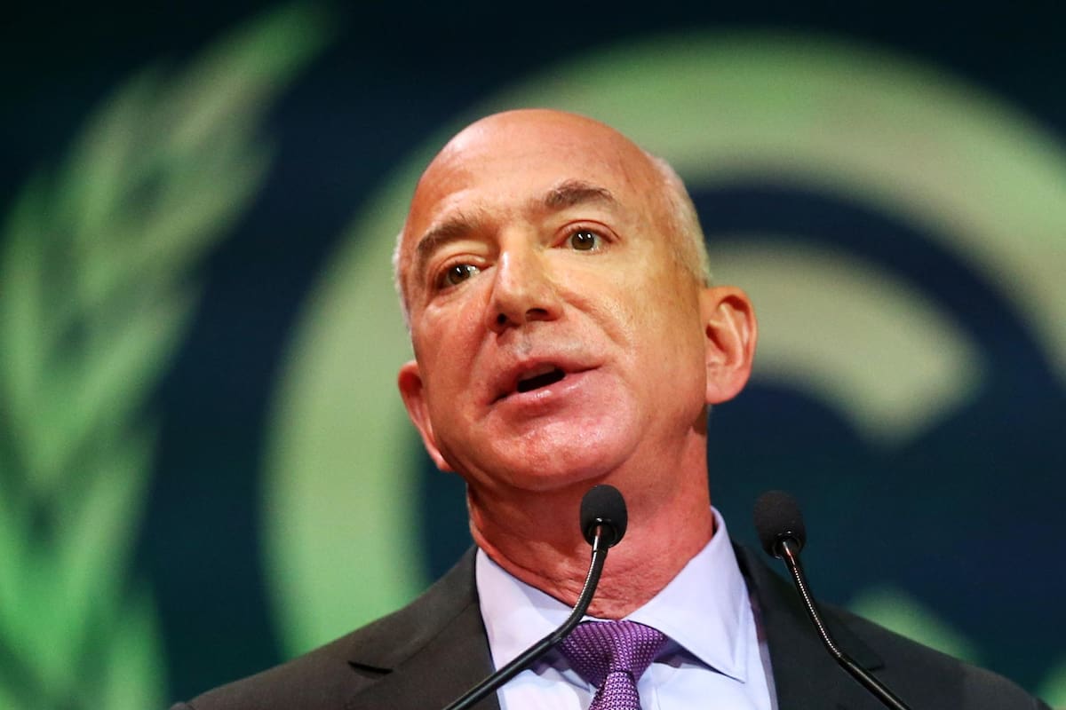 Empresa de Jeff Bezos, Blue Origin, planea despedir al 10% de su plantilla