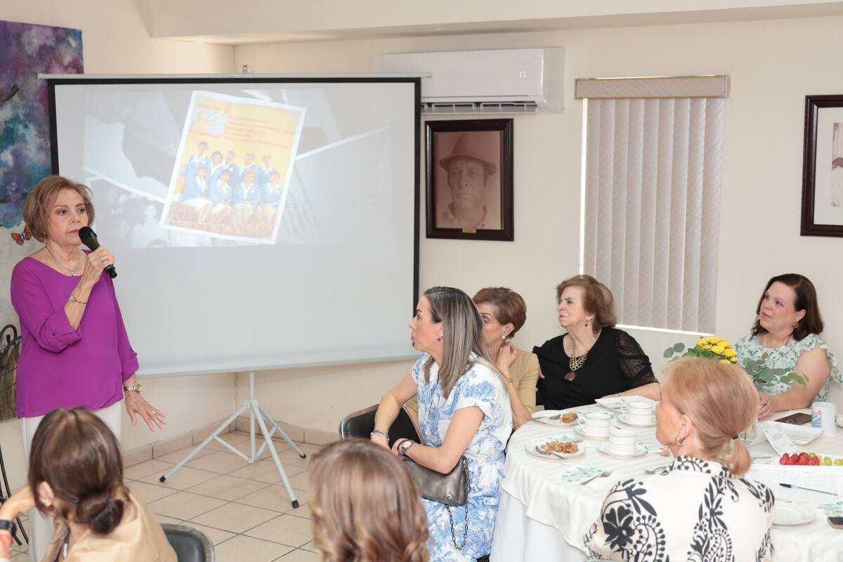 George Papanicolaou busca voluntarios; reactiva programas