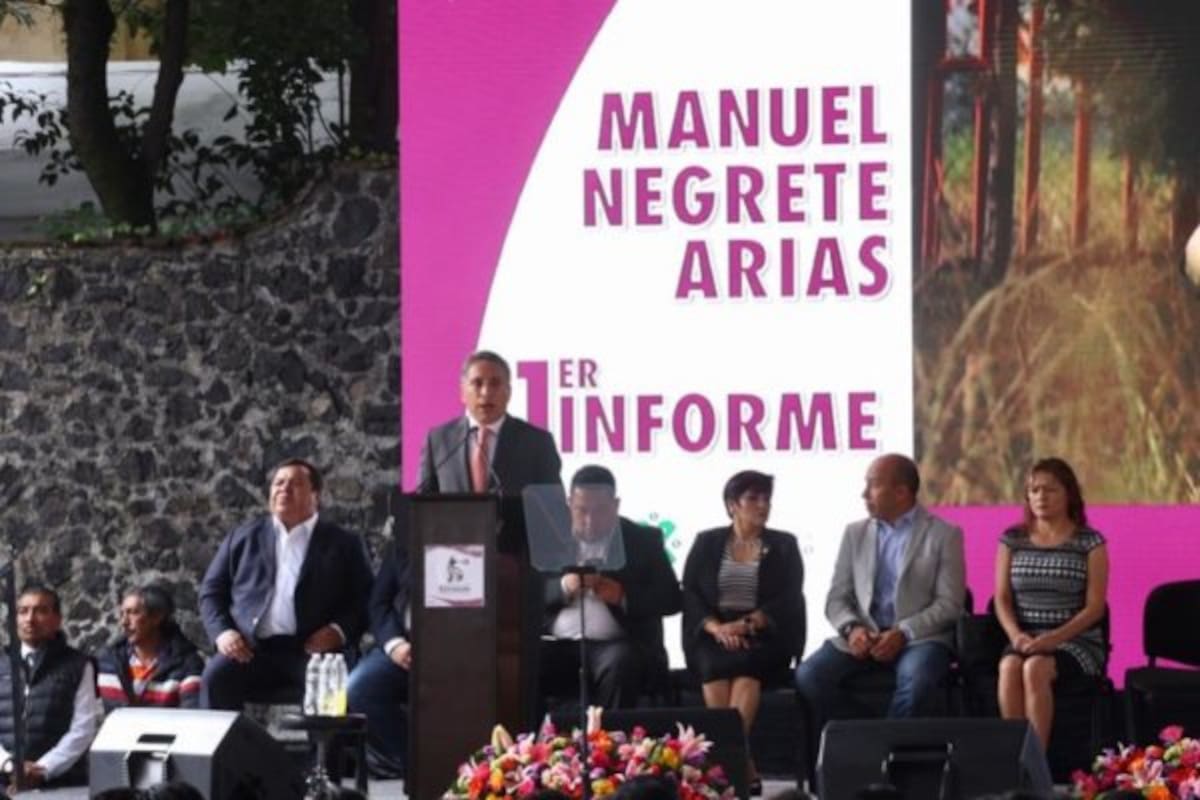 Manuel Negrete se deslinda del PAN, PRD y MC y se va a proyecto de AMLO y Claudia Sheinbaum