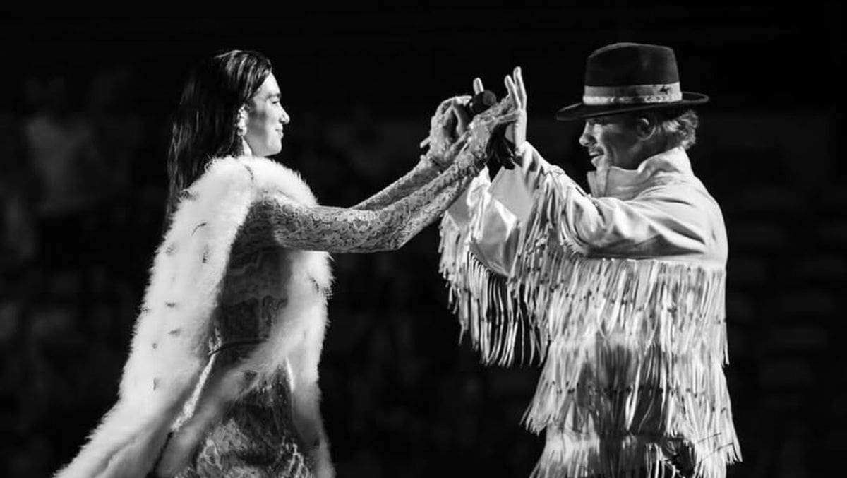 Jay Kay, del grupo Jamiroquai, reaparece en los escenarios junto a Dua Lipa y lanza un mensaje por la paz / Instagram @jamiroquaihq