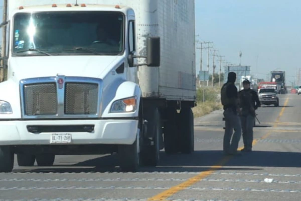 Enfrentamiento armado en tramo Hermosillo-Mazatán. | Foto: Redacción GH