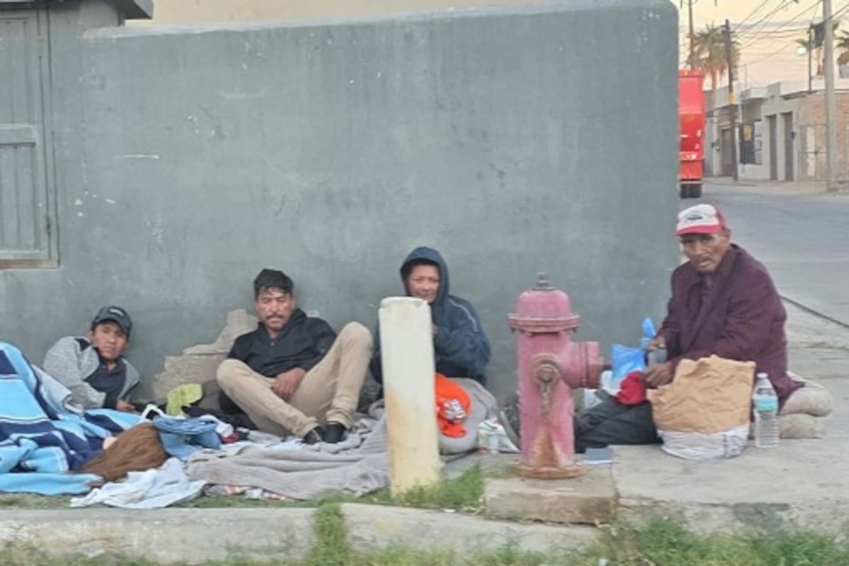 Duermen a la intemperie pese al frío en SLRC