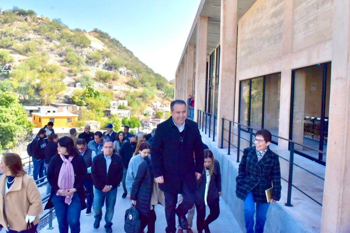 Hermosillo: Realiza Antonio Astiazarán recorrido en Centro Cultural Ágora