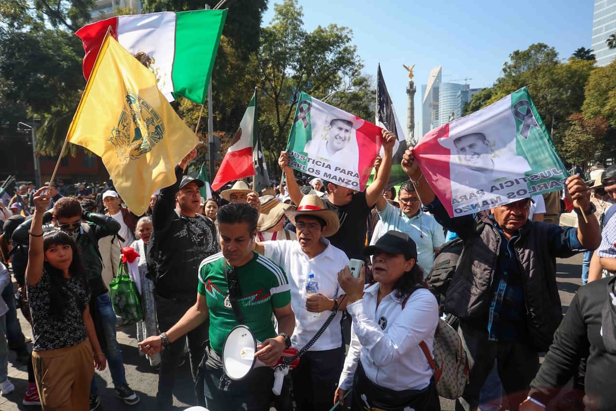 CIUDAD DE MÉXICO, March/Marcha-Generación Z.- 20 de noviembre del 2025. Foto: Agencia EL UNIVERSAL/Luis Camacho/ARMM