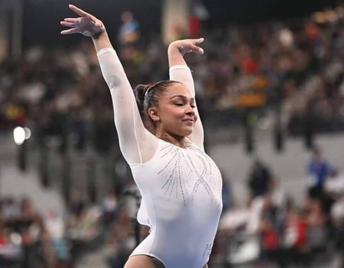 La giimnasta ensenadense Natalia Escalera.