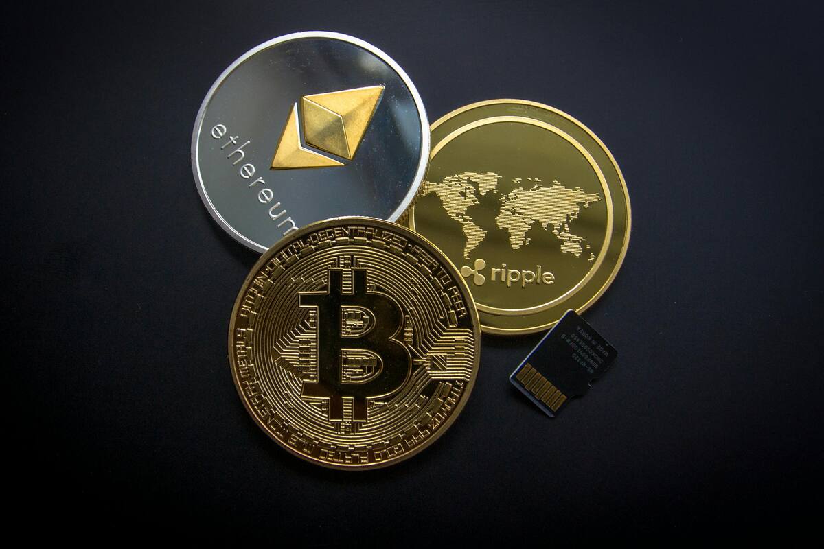 Así ha afectado este lunes negro a las criptomonedas, ¿Por qué?