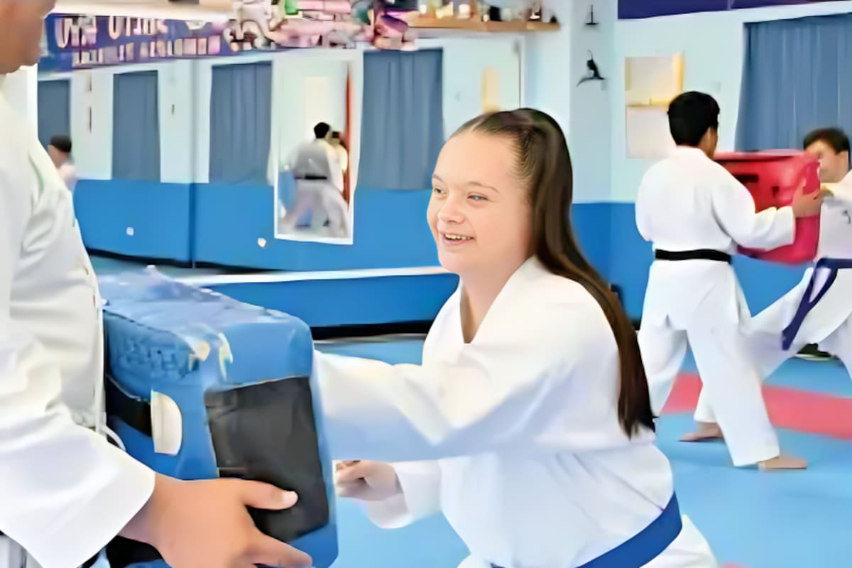 Carolina Pineda es reconocida por cuarta vez como mejor deportista del año en parakarate