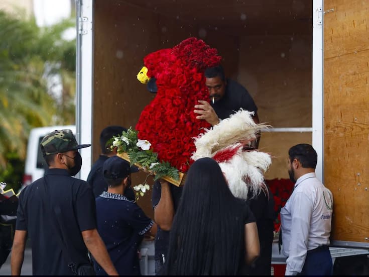 ¿Por qué El Mencho recibió una corona de flores en forma de gallo y de parte de quién fue enviada?
