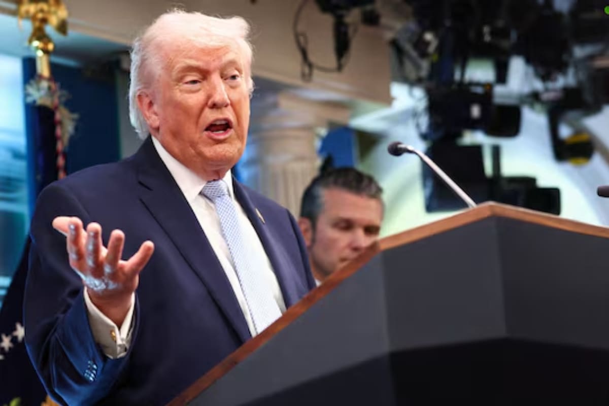 Trump rechaza que amenazas de devastar Irán sean crimen de guerra y advierte ataques a infraestructura civil si no aceptan condiciones