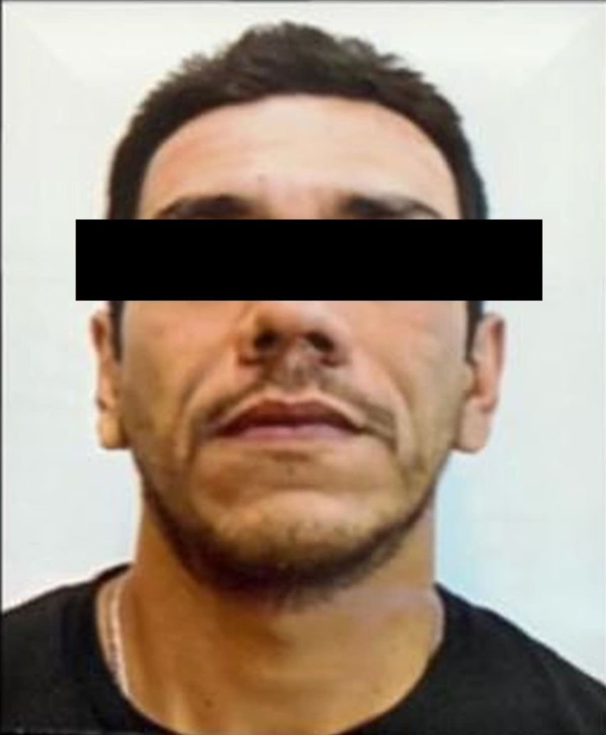 Cae “Mando 20”, presunto responsable del ataque con coche bomba en Michoacán que dejó 6 muertos; lideraba una célula del CJNG en Colima. | Crédito: X @OHarfuch