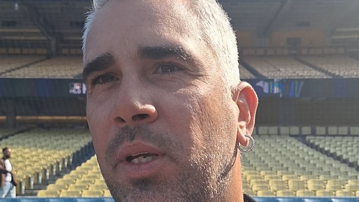 Oliver Pérez orgulloso de Alejandro Kirk, primer mexicano con jonrón en Serie Mundial