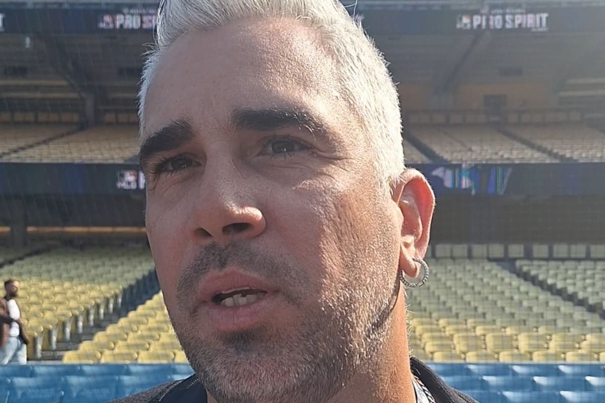 Oliver Pérez orgulloso de Alejandro Kirk, primer mexicano con jonrón en Serie Mundial
