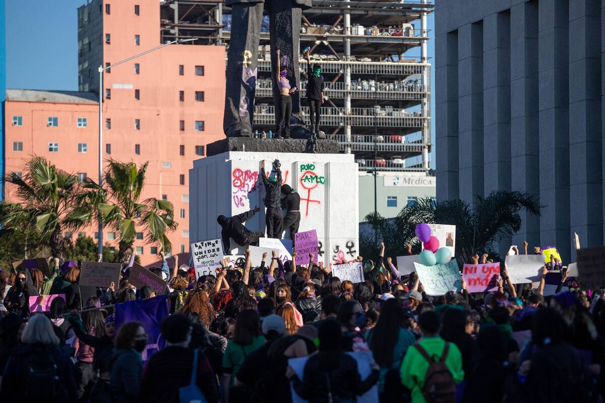 Cedhbc pide a la población respetar la marcha 8M en Tijuana