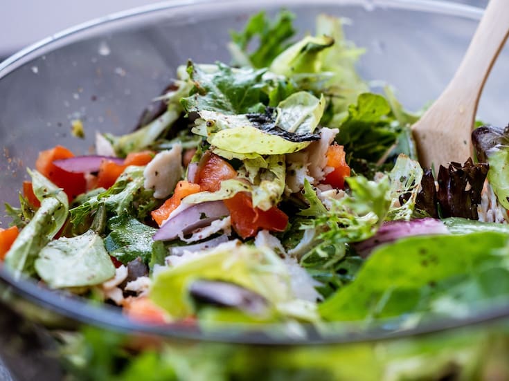 5 ensaladas deliciosas por menos de 50 pesos