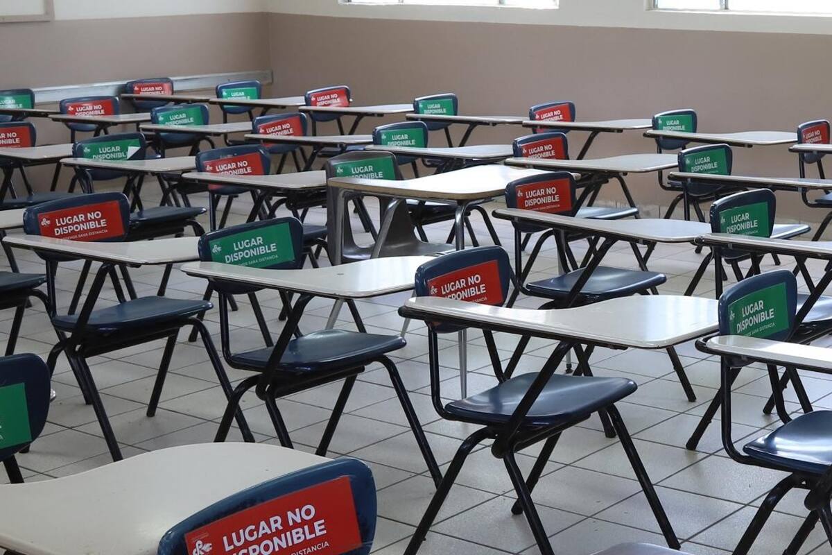 Menores presentaron crisis nerviosa durante entrega de calificaciones en escuela secundaria