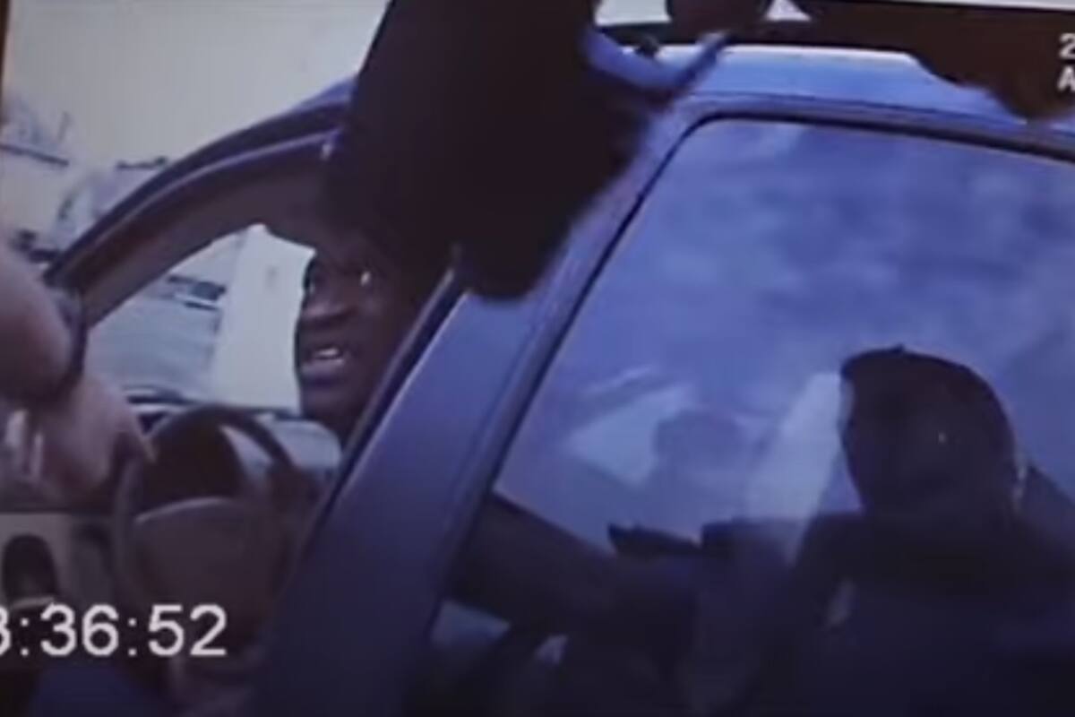 “Oficial, por favor no me dispare”: Revelan imágenes inéditas del arresto de George Floyd