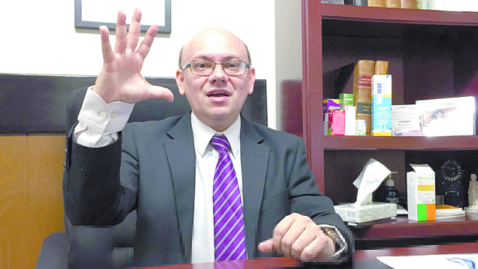 El alergólogo Alberto Monteverde Maldonado, emite algunas recomendaciones para sobrevivir a la primavera.