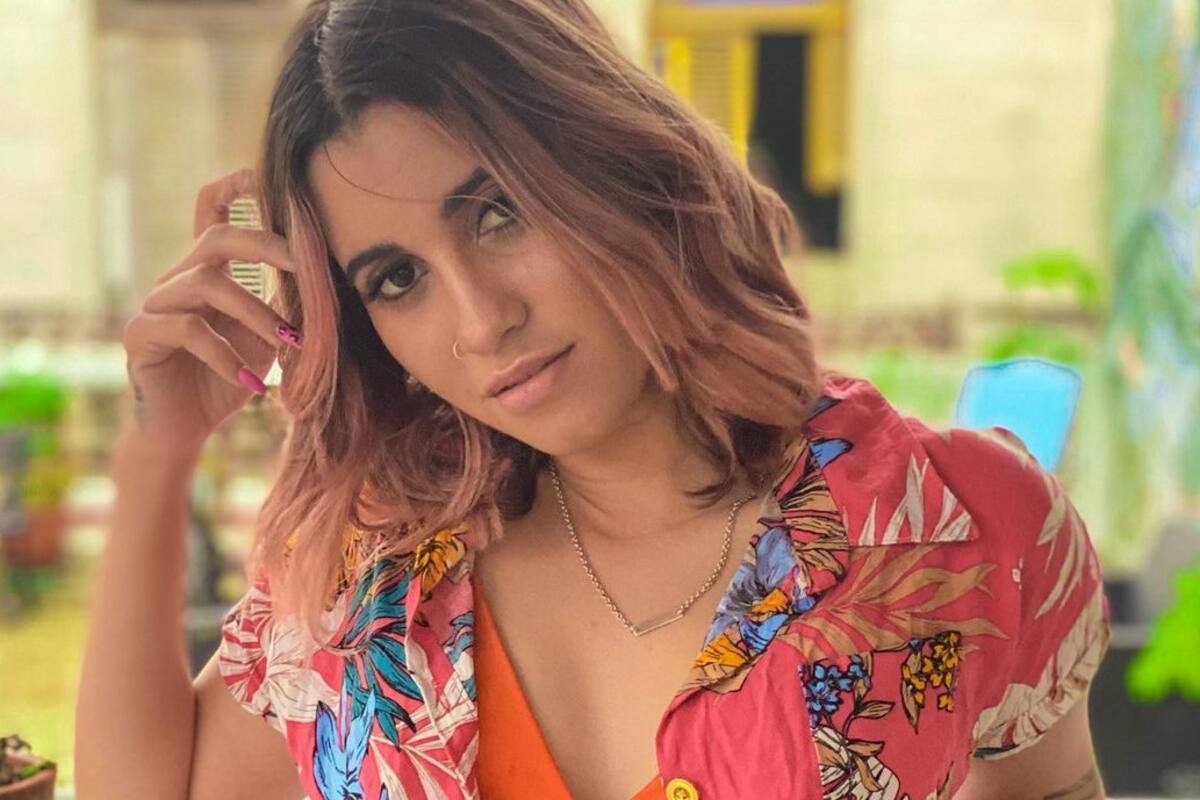 Cuba: La youtuber, Dina Stars, fue arrestada aparentemente por la policía cubana mientras daba entrevista en vivo