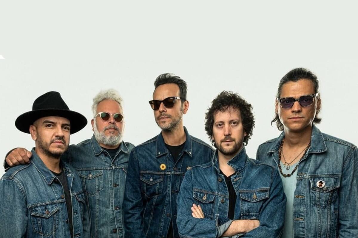 Jumbo vigente por sus rolas y su esencia