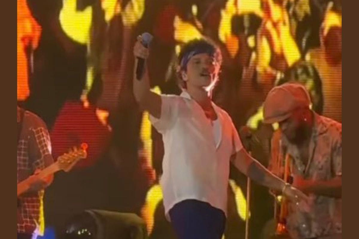 Bruno Mars toca “El Sonidito” durante concierto en la CDMX