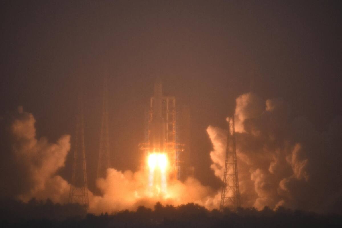 La sonda china Chang’e 6 despega para recolectar muestras de la cara oculta de la Luna